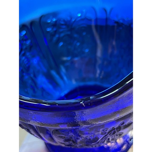 Vintage Depression Glass - Sharon Cabbage Rose Creamer in Cobalt Blue. - Picture 6 of 6